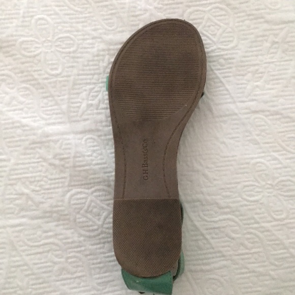 G.H. Bass & Co. Sandals - Picture 2 of 2